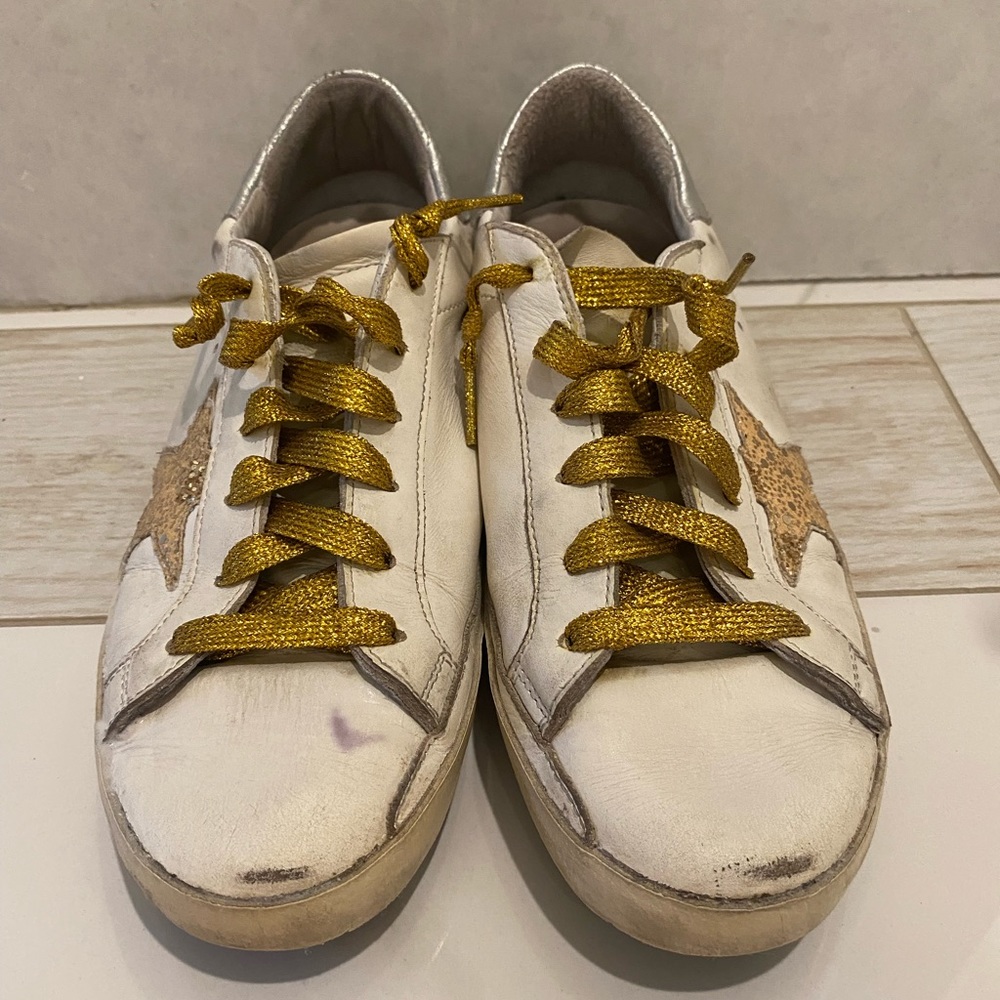 AUTHENTIC GOLDEN GOOSE SNEAKERS SIZE 39